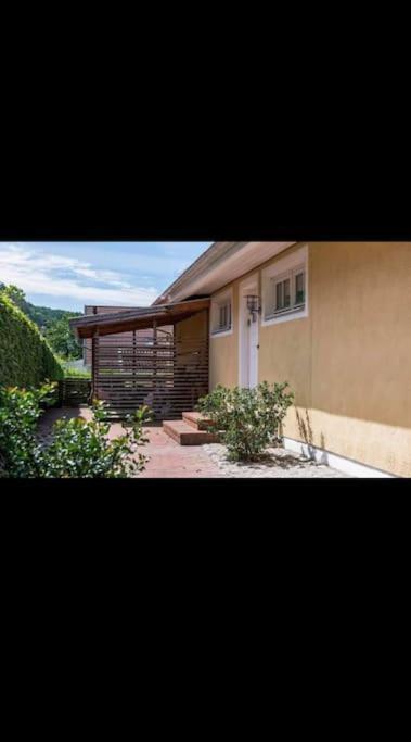 Havsnaera Nyrenoverat Centralt I Båstad Exterior foto