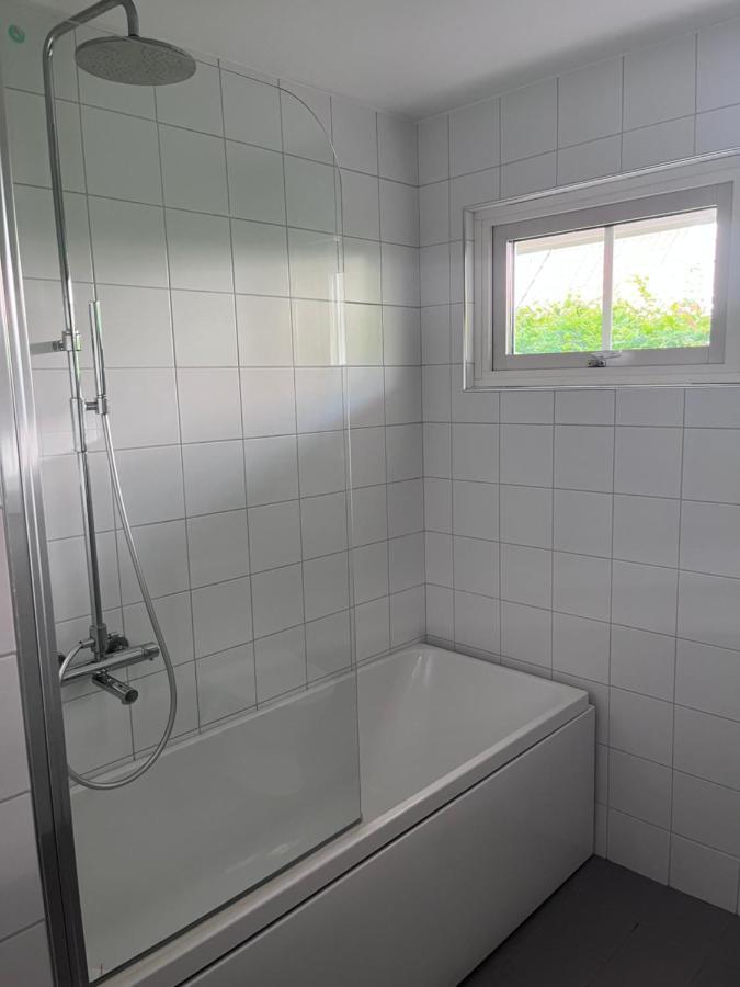 Havsnaera Nyrenoverat Centralt I Båstad Exterior foto
